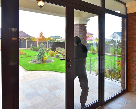 Безопасность